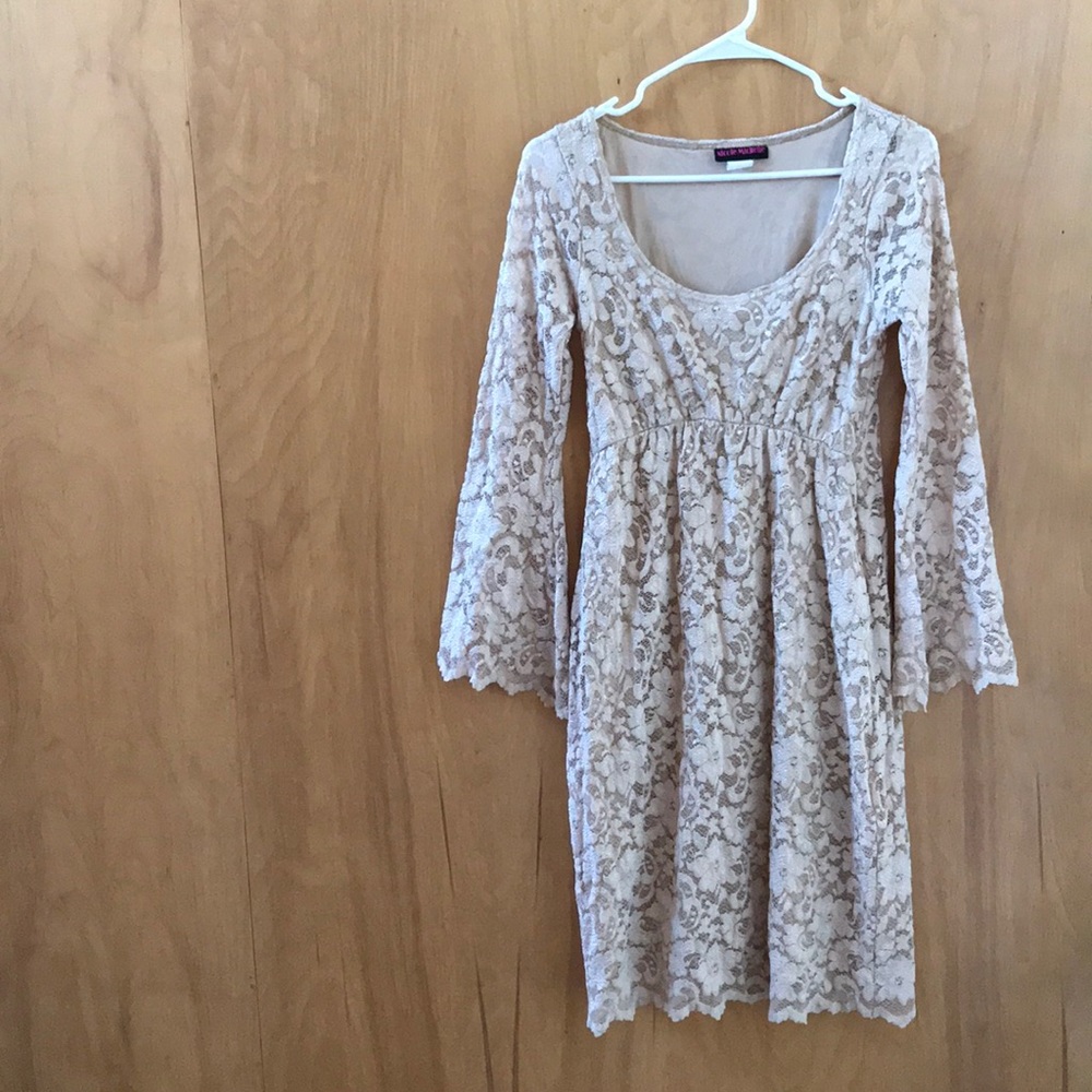 Gorgeous Lace Maternity Dress